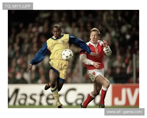 萨拉戈萨中场引领攻防转换，战术执行精准助力球队反击