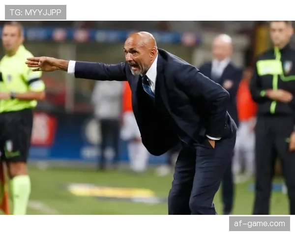 斯帕莱蒂:重塑足球理念,表现备受关注的战术创新分析 斯帕莱蒂:重塑足球理念,表现备受关注的战术创新分析