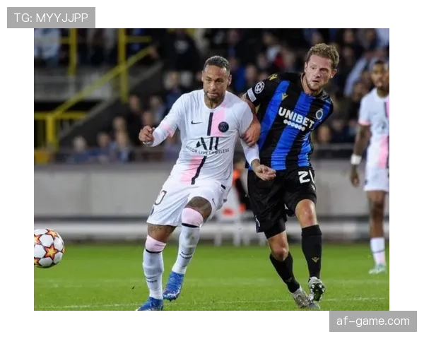 巴黎中场一碰就碎,真以为靠快攻能赢遍全场? 巴黎中场一碰就碎,真以为靠快攻能赢遍全场?